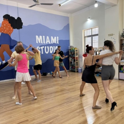 Bachata đôi, nhóm mới bắt đầu