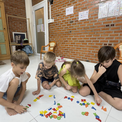 LỊCH HỌC TIẾNG ANH CHO TRẺ EM!