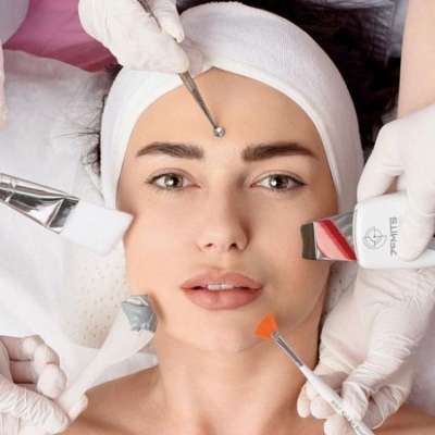 Móng tay, móng chân, tẩy lông, làm sạch da mặt.