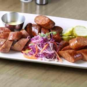 Bộ Ba Lạp Xưởng