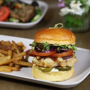 Bánh mì Gà Nướng